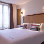 Hotel Mom'art