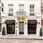 Mom'art 4* Paris