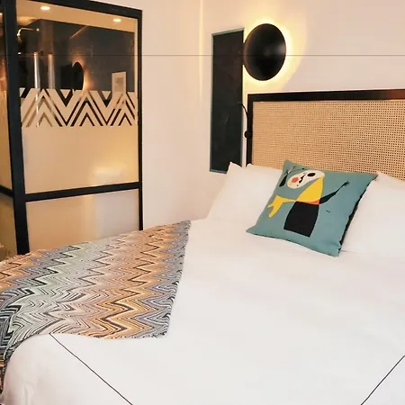 Mom'art Hotel Paris