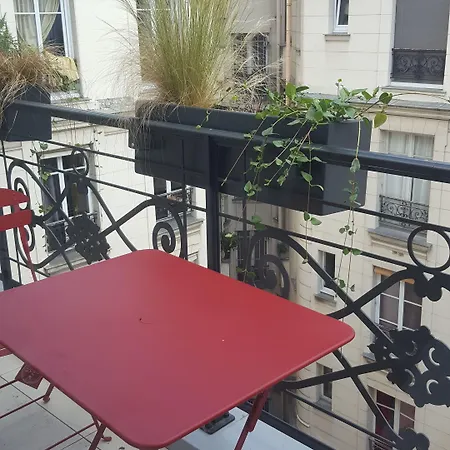 Mom'art Отель 4*