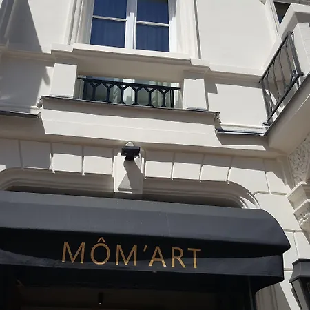 Mom'art Hotel Paris