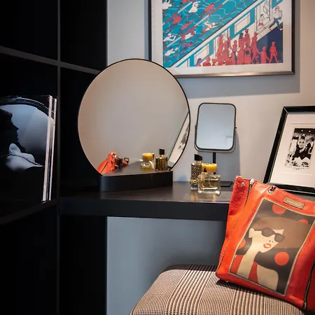 Mom'art 4* Париж